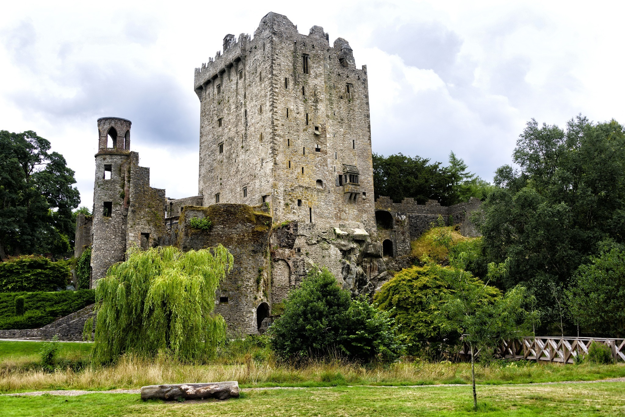 Blarney Castle is one of the many castles in Ireland.