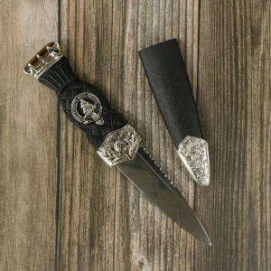 clan crest sgian dubh