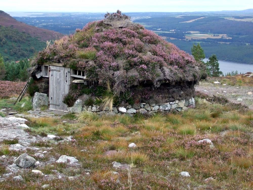hieling hut hieling hut