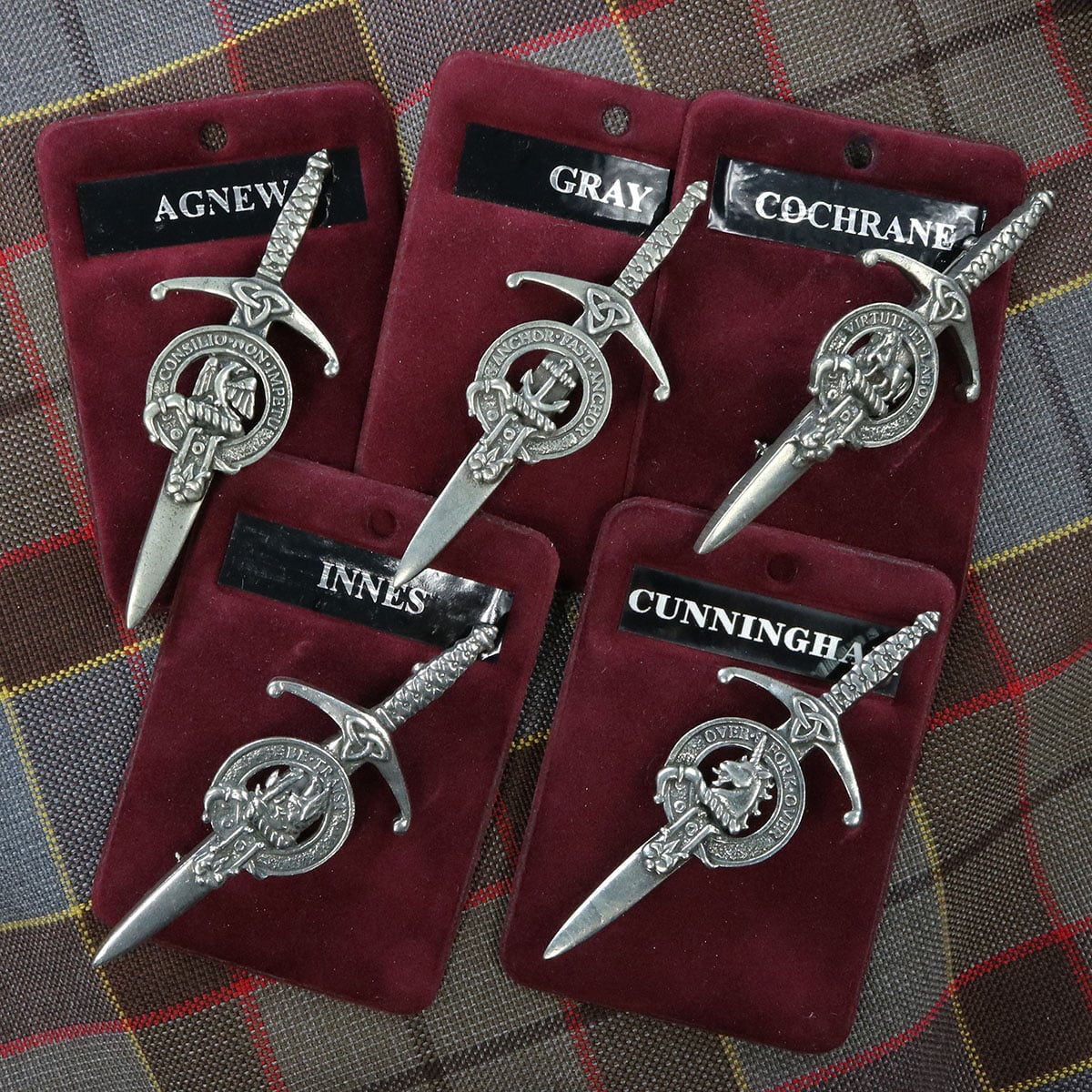Clan Crest Kilt Pins (Made by Art Pewter) - Claymore Imports