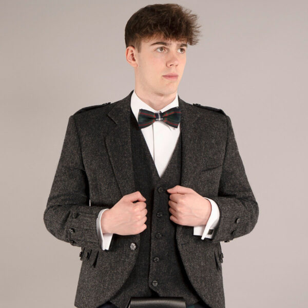 A man wearing a Tweed Argyle jacket.