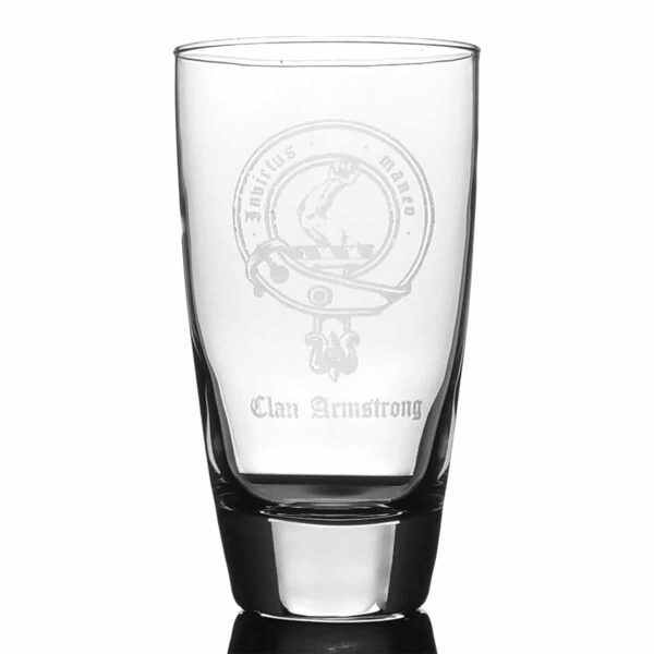 A Clan Crest Beer Glass 80/20 with the clan crest.