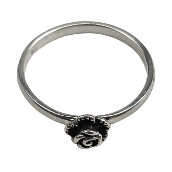 A small rose silver ring with a beautiful rose adorning it, making it the perfect flower ring.