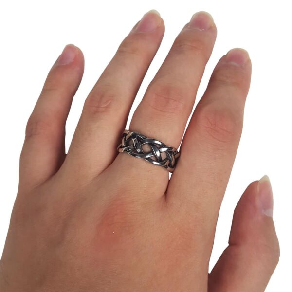 Stainless Steel Interlacing Knot Ring